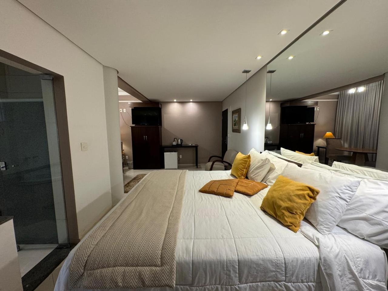 פטרוסיניו Ouro Cerrado Palace Hotel מראה חיצוני תמונה